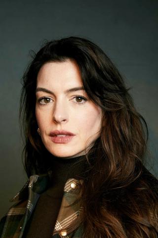 Anne Hathaway pic