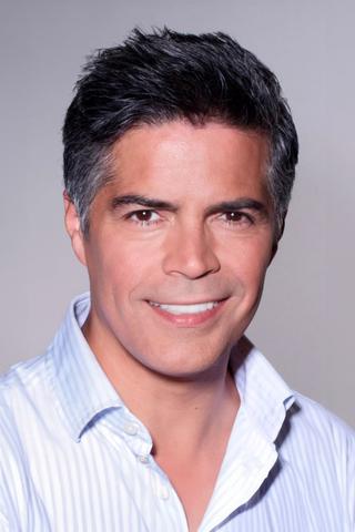 Esai Morales pic