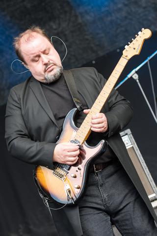 Steve Rothery pic