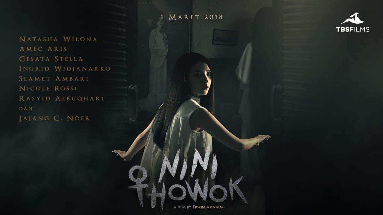 Nini Thowok backdrop