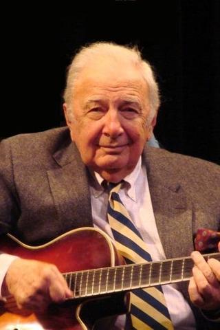 Bucky Pizzarelli pic