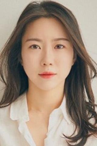 Lee Si-young pic