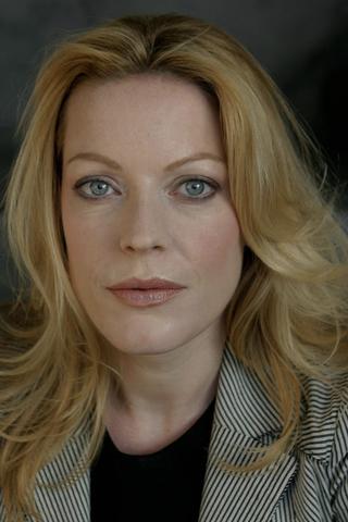 Sherie Rene Scott pic