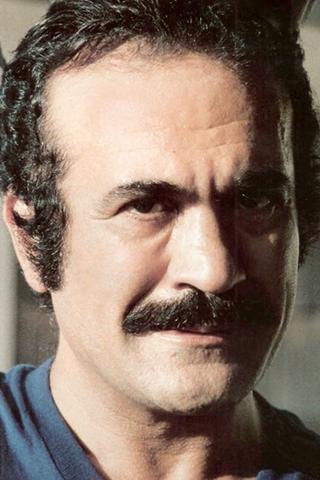 Fereydoun Farrokhzad pic