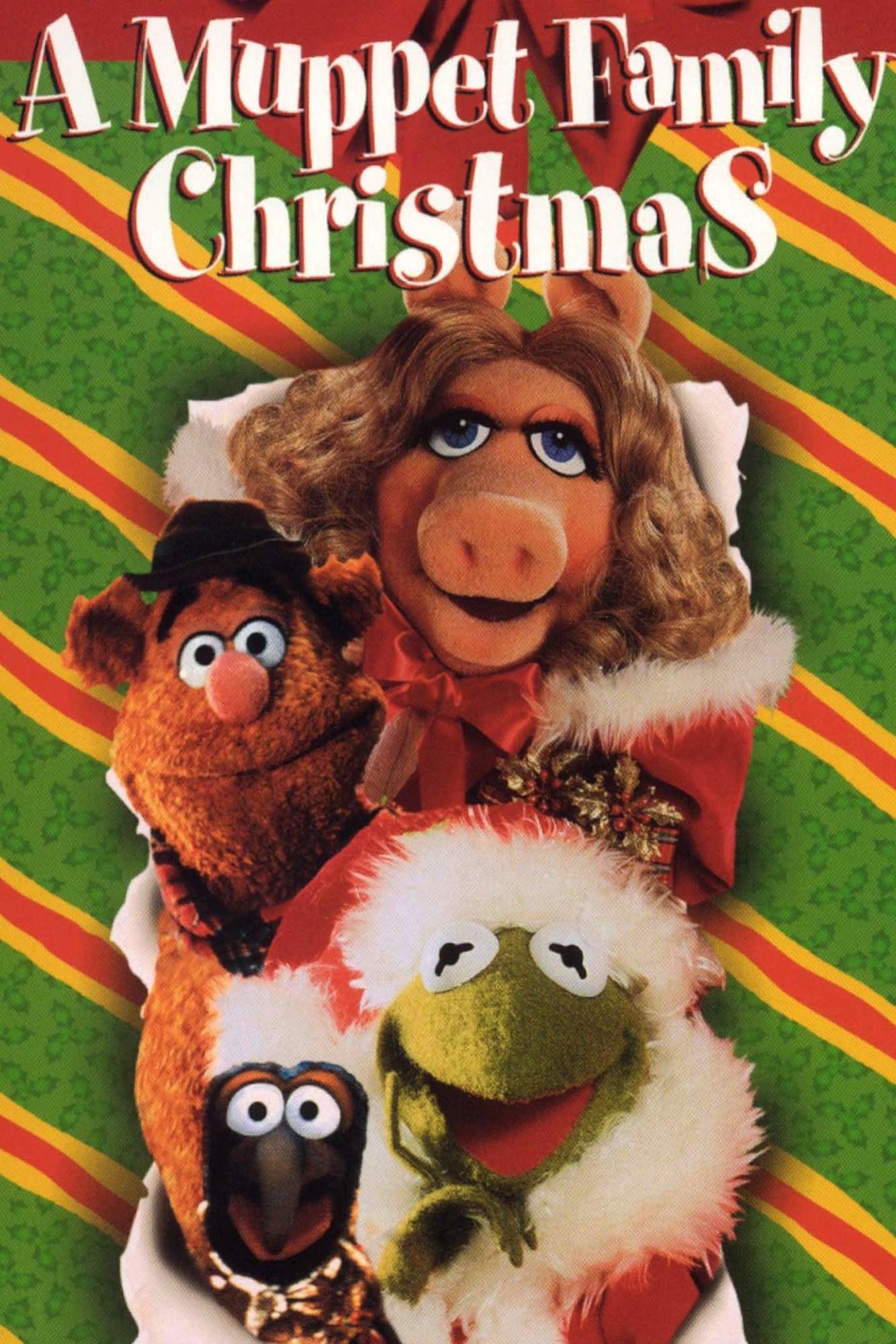 A Muppet Family Christmas poster