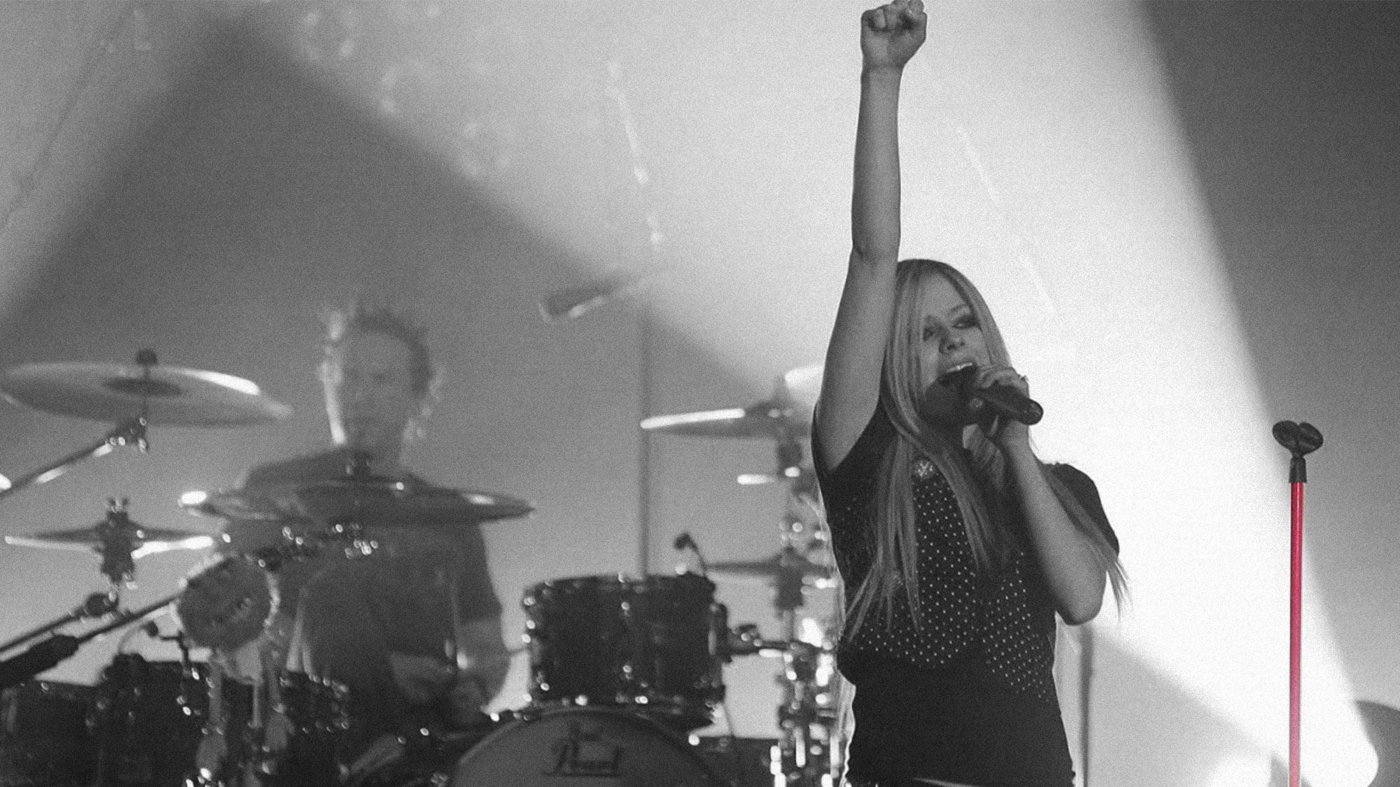 Avril Lavigne: MTV Live in Paris 2007 backdrop