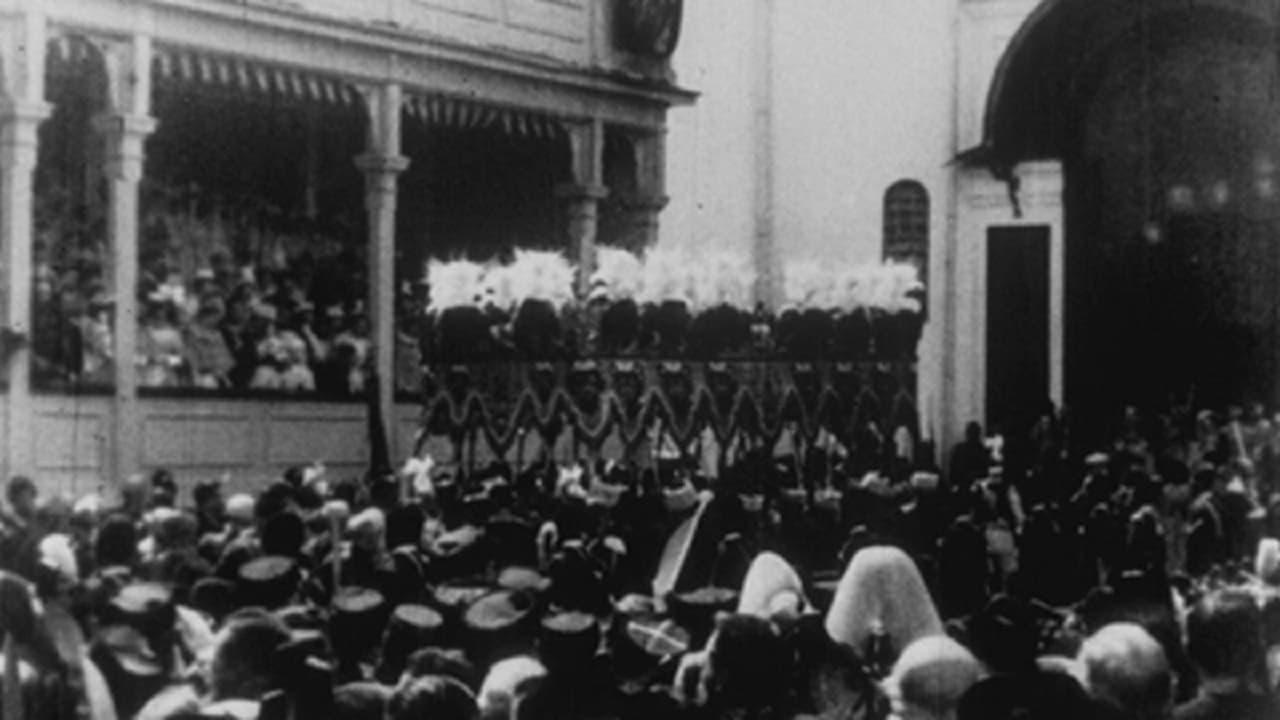 Tsar et tsarine entrant dans l'église de l'Assomption backdrop