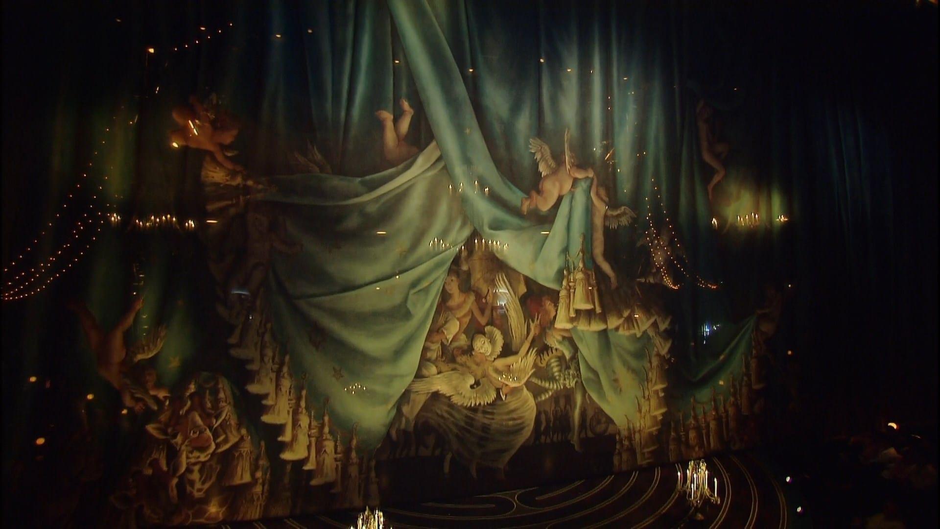 Cirque du Soleil: Corteo backdrop