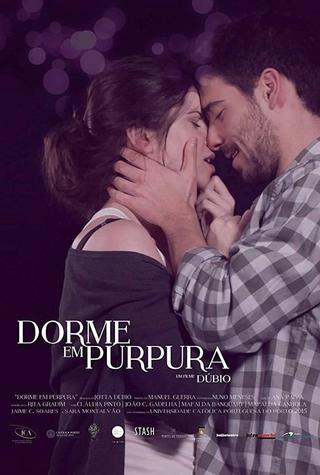 Dorme em Púrpura poster