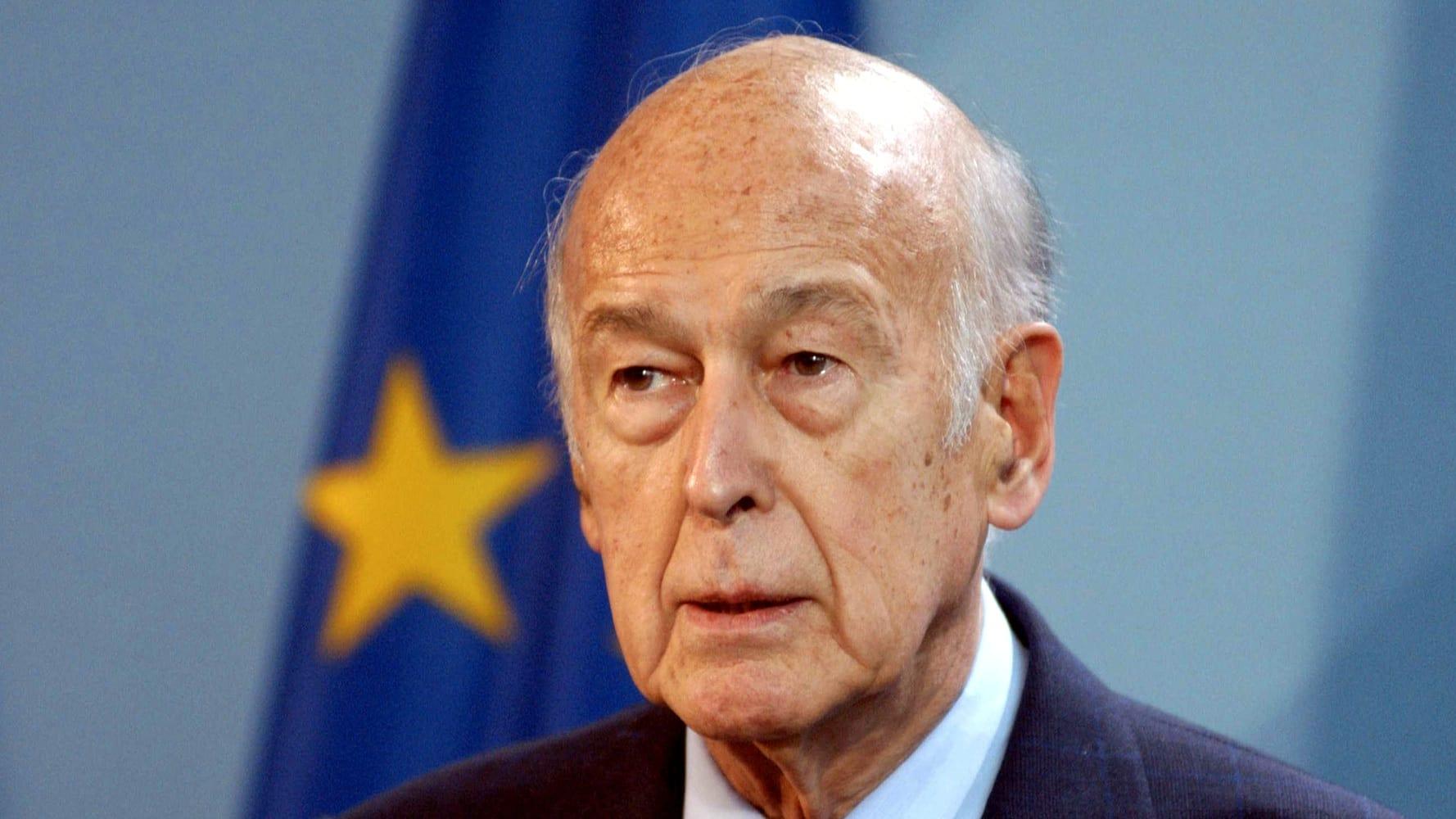 Giscard, l'impossible retour backdrop