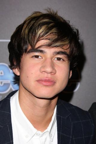 Calum Hood pic