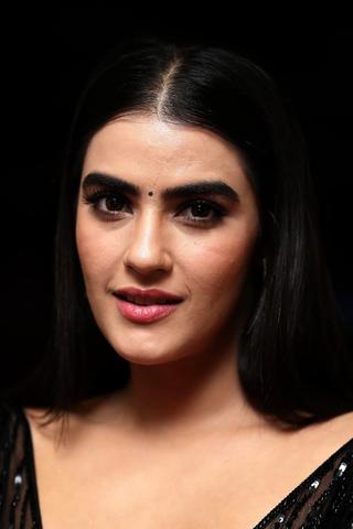 Kavya Thapar pic