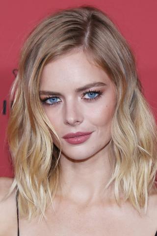 Samara Weaving pic