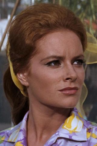 Luciana Paluzzi pic