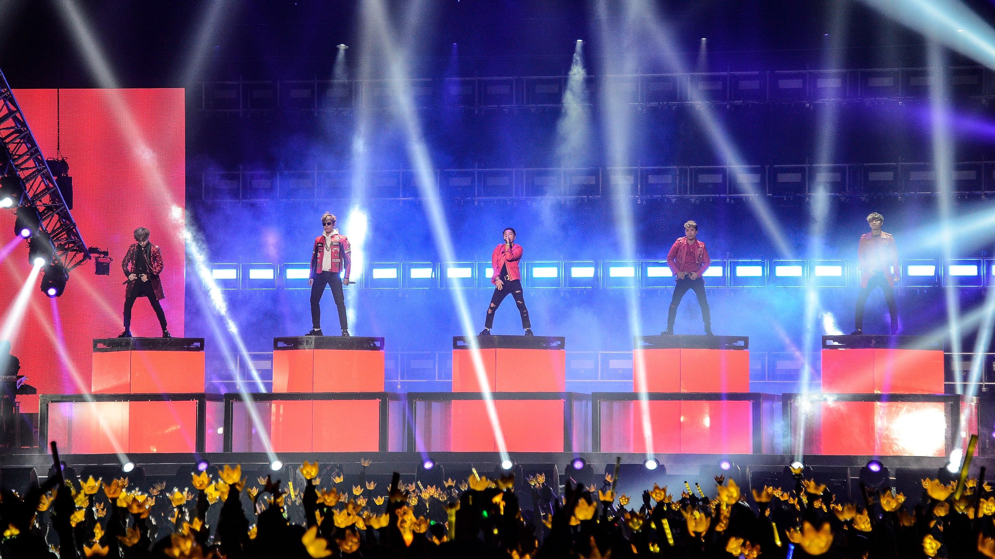 Big Bang Made Tour 2015: Last Show backdrop