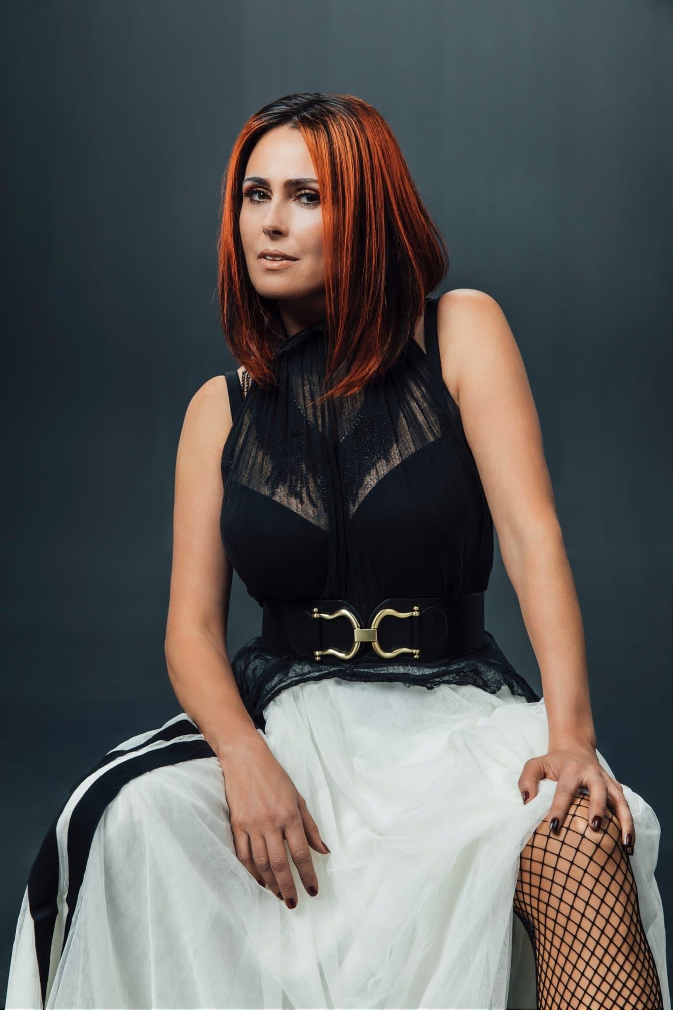 Sharon den Adel poster