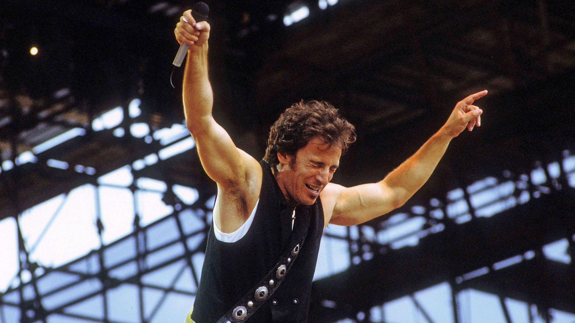 Bruce Springsteen: Live in East Berlin backdrop