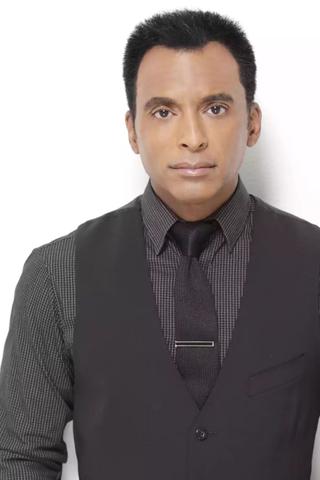 Jon Secada pic