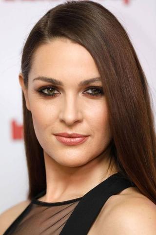 Anna Passey pic