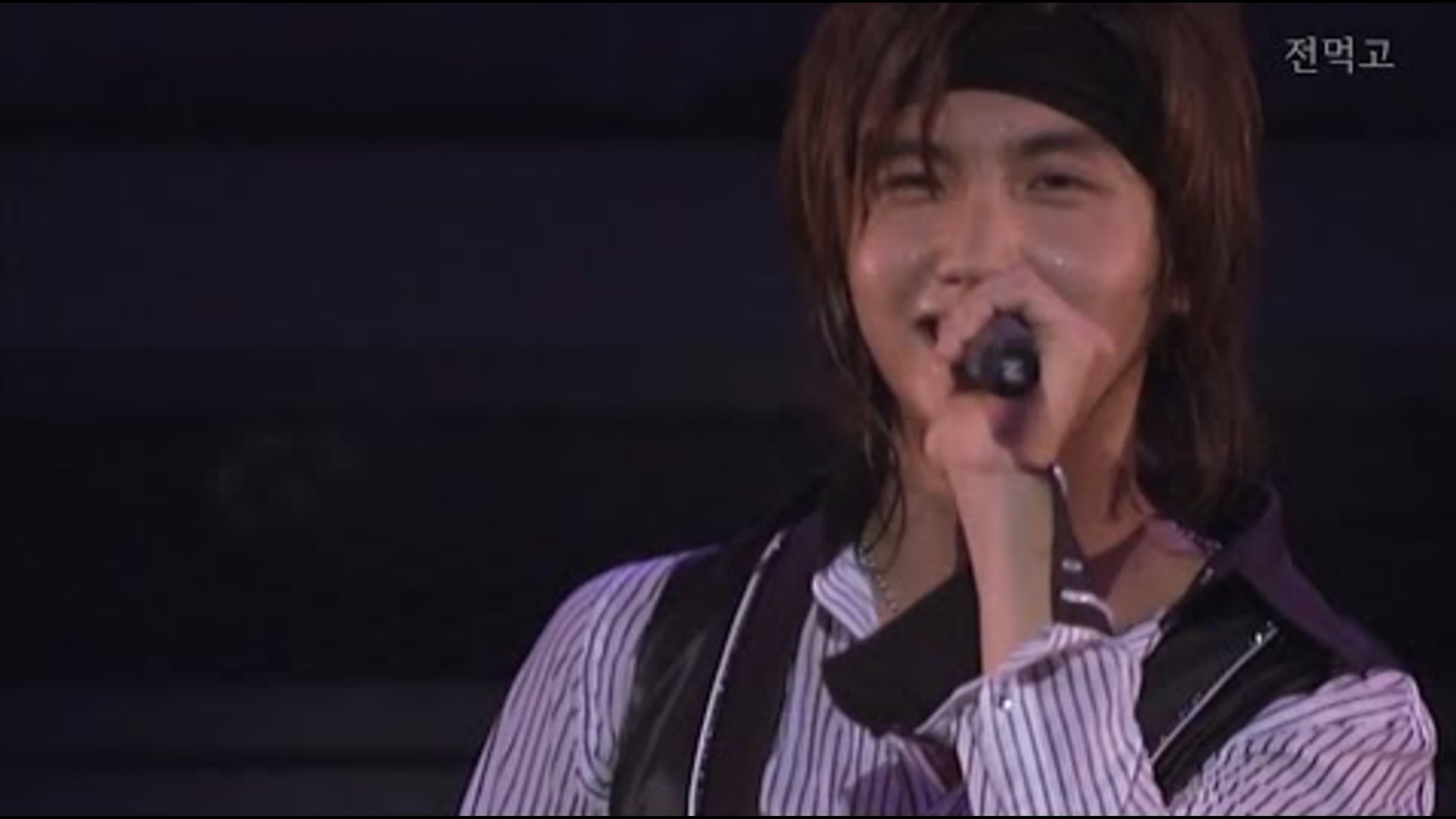 TOHOSHINKI 1st LIVE TOUR 2006 ~Heart, Mind and Soul~ backdrop