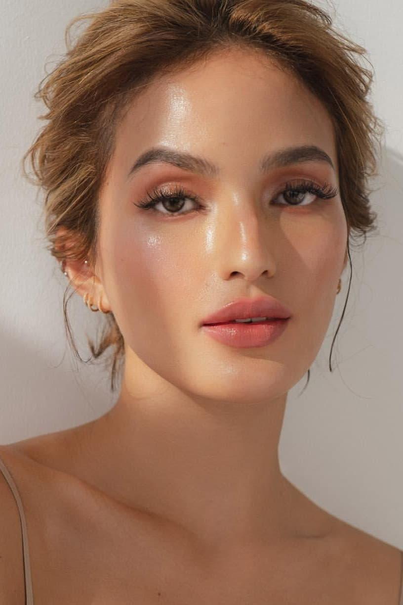 Sarah Lahbati poster