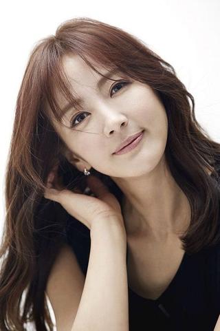 Yoon Hae-young pic