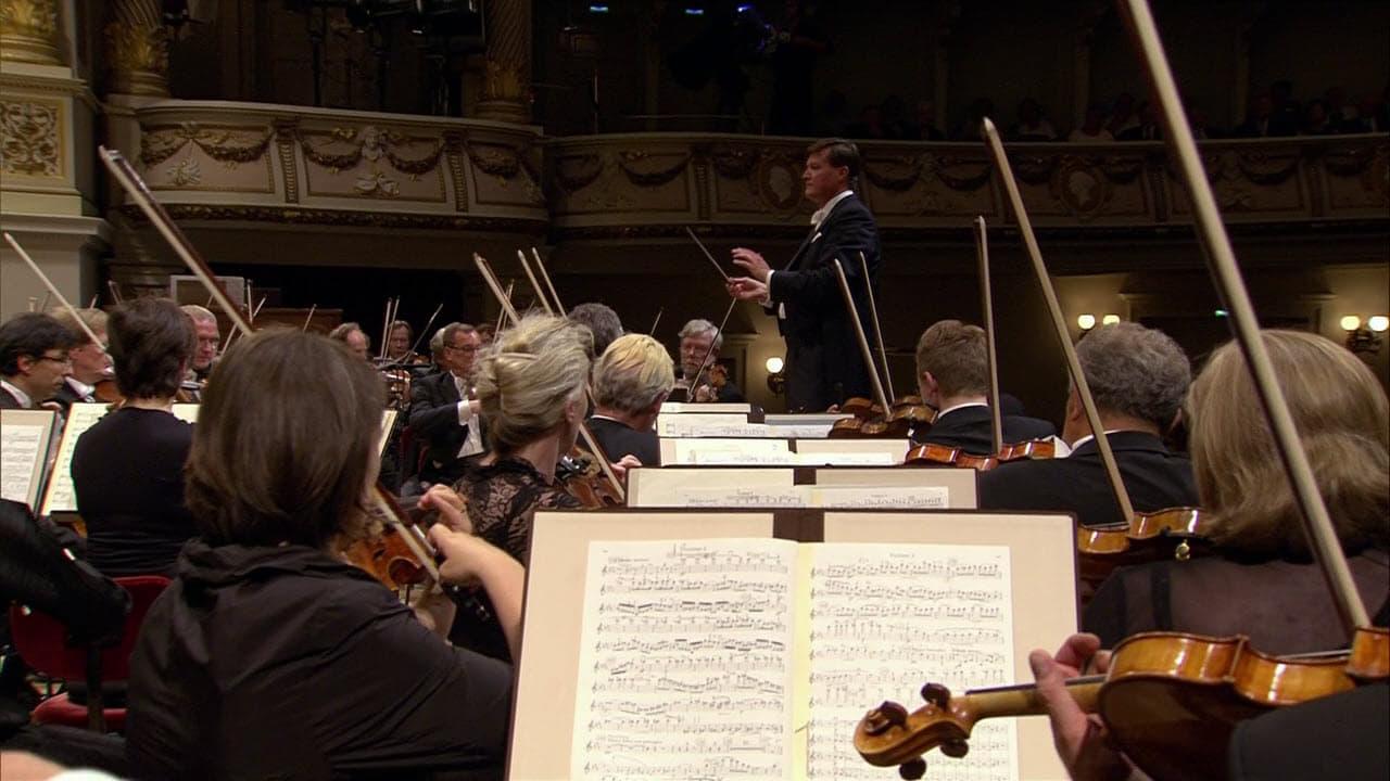 Richard Strauss: Letzte Lieder / Eine Alpensinfonie backdrop
