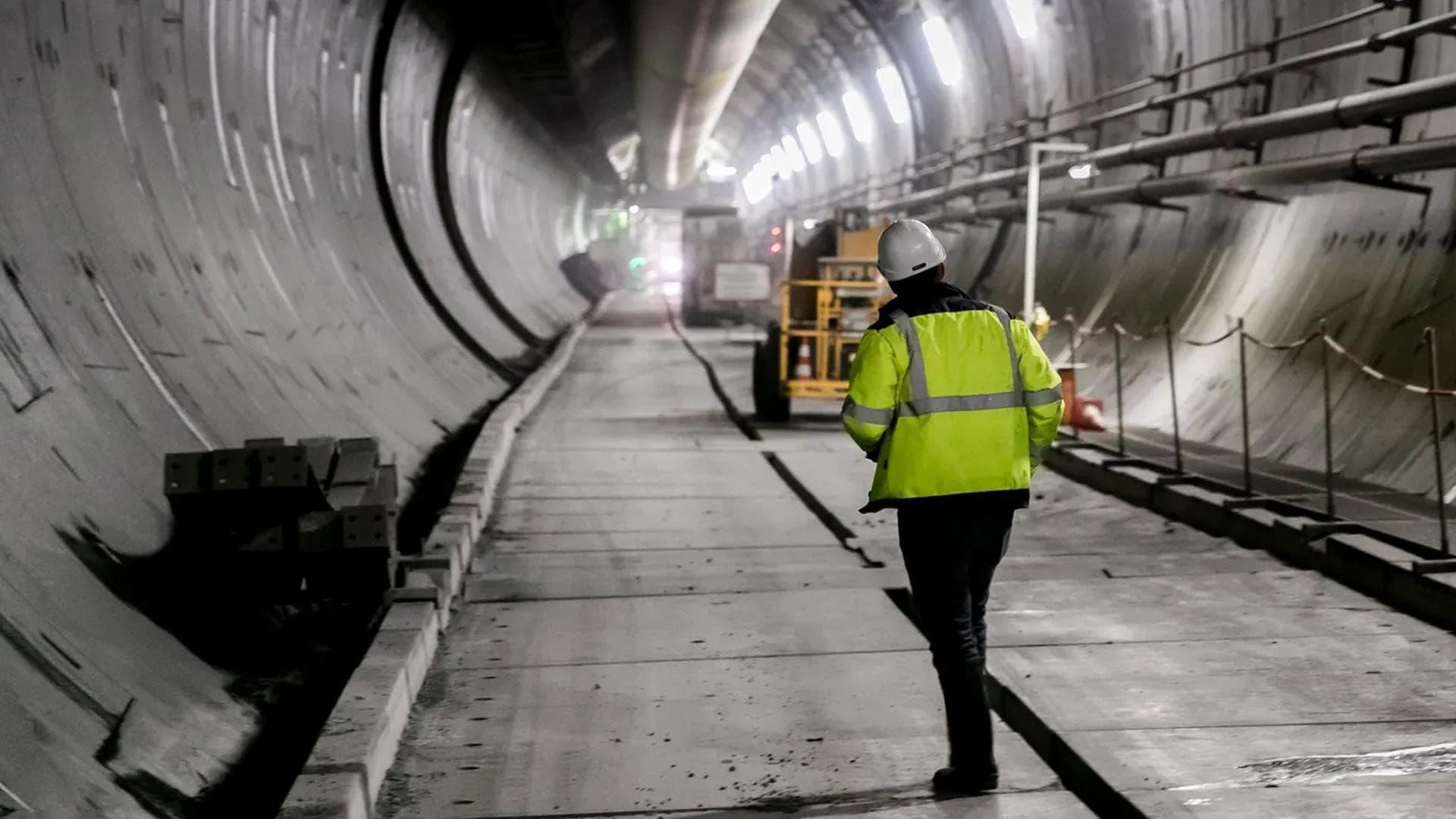 Lyon-Turin : Le Dernier Tunnel XXL backdrop