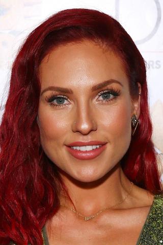 Sharna Burgess pic