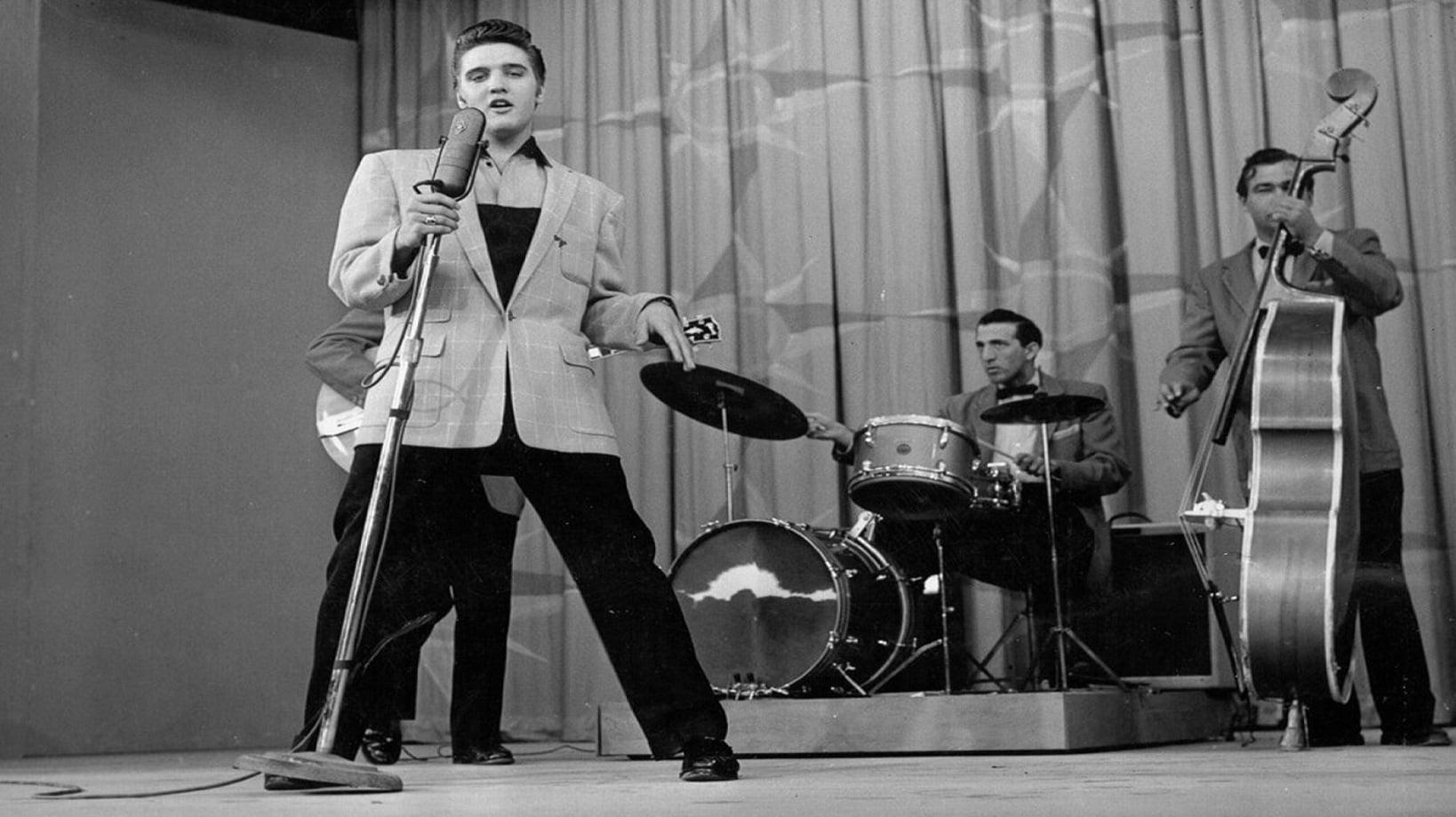 Elvis The Great Performances Vol. 3 From The Waist Up backdrop