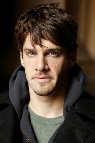 Justin Bartha pic