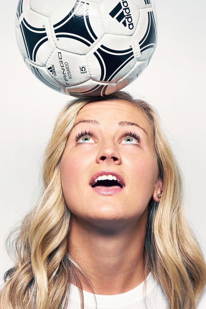 Lindsey Horan poster