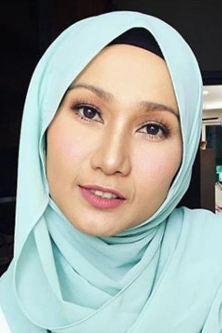 Amy Mastura pic