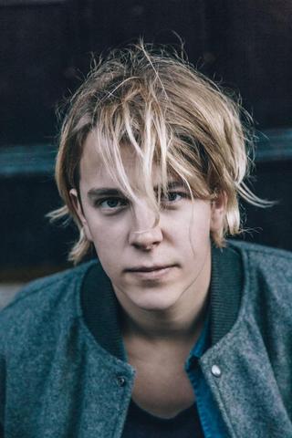 Tom Odell pic