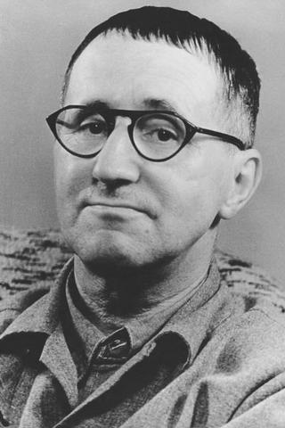 Bertolt Brecht pic