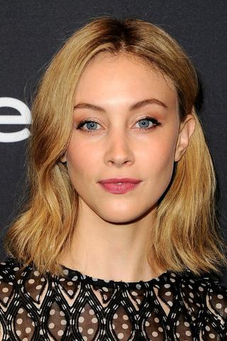 Sarah Gadon pic