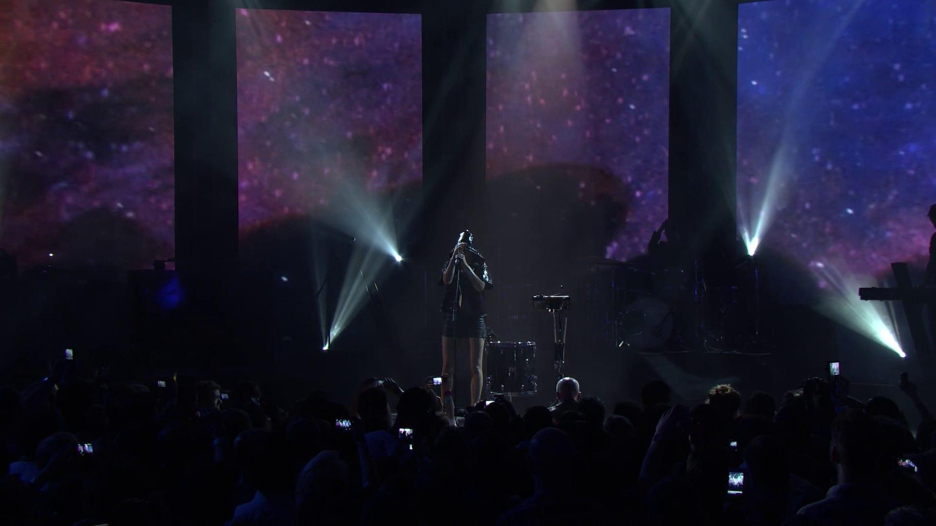 Ellie Goulding - Live at iTunes Festival 2012 backdrop