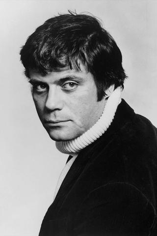 Oliver Reed pic