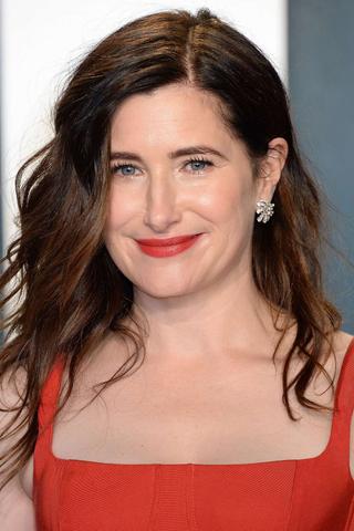 Kathryn Hahn pic