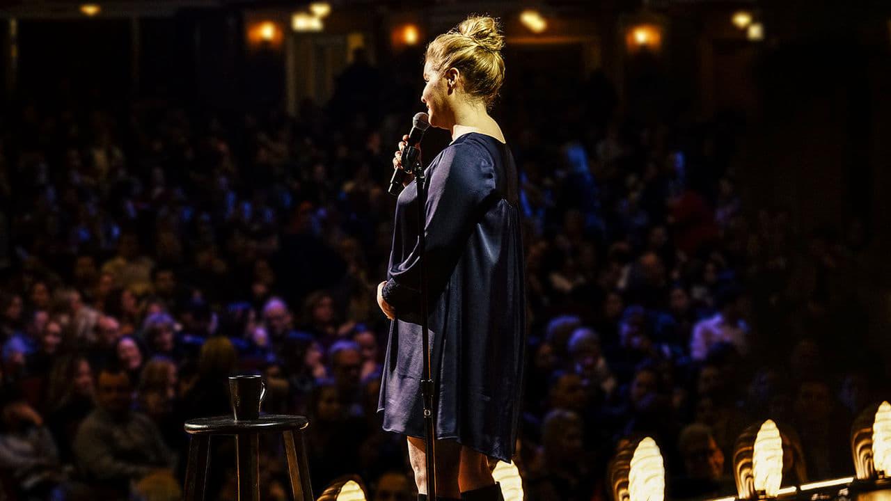 Amy Schumer: Growing backdrop