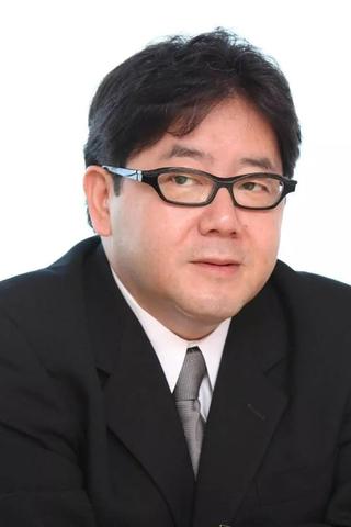 Yasushi Akimoto pic