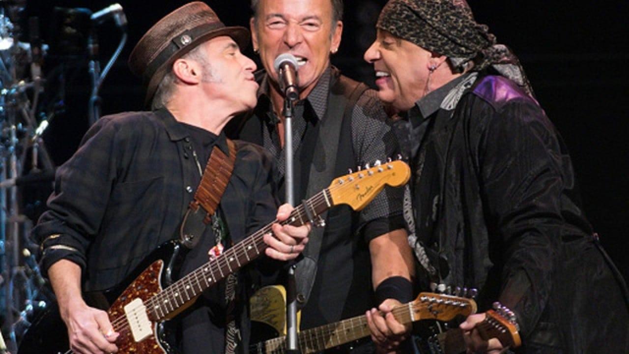 Bruce Springsteen & the E Street Band - Live in New York City backdrop