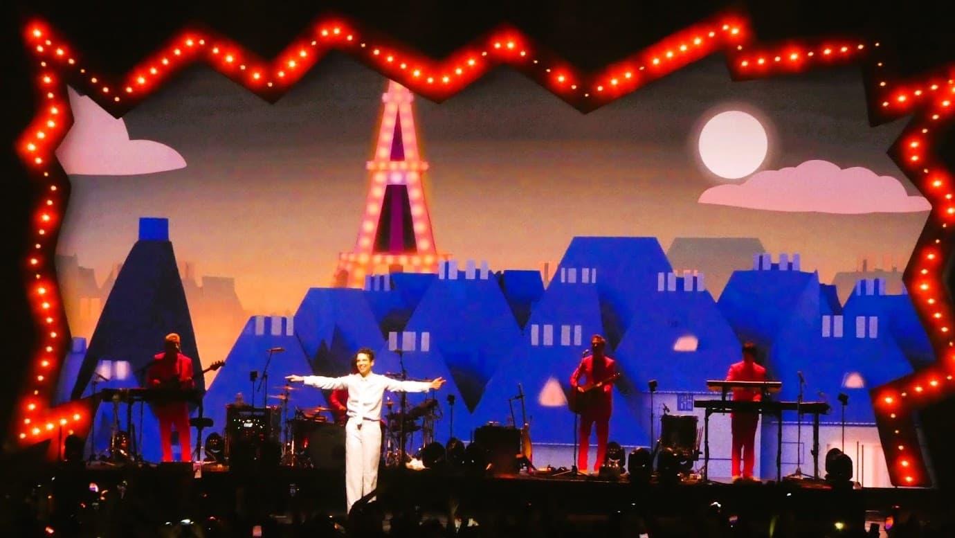 Mika à l'Accor Arena : Le concert évènement backdrop