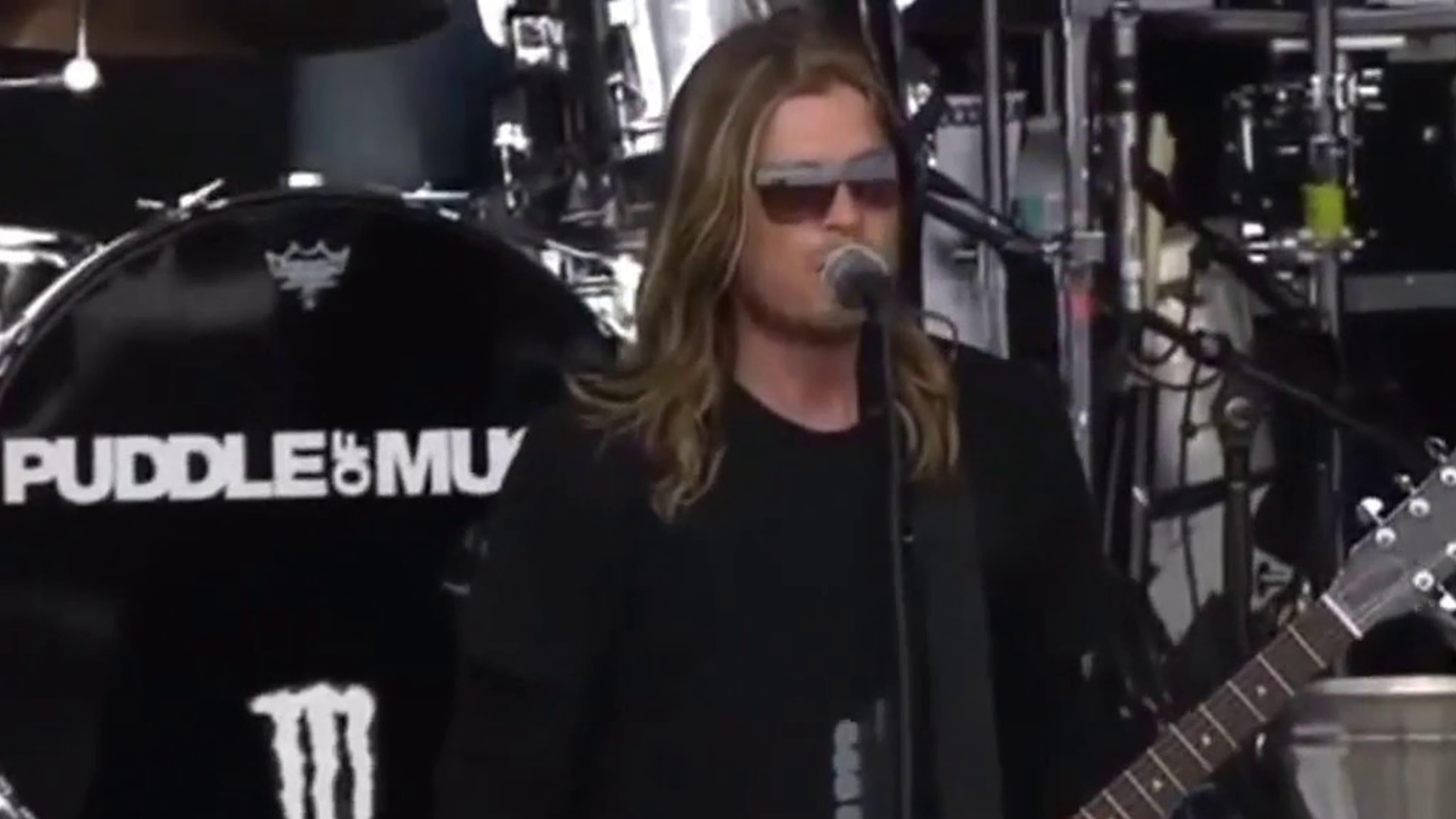 Wes Scantlin backdrop