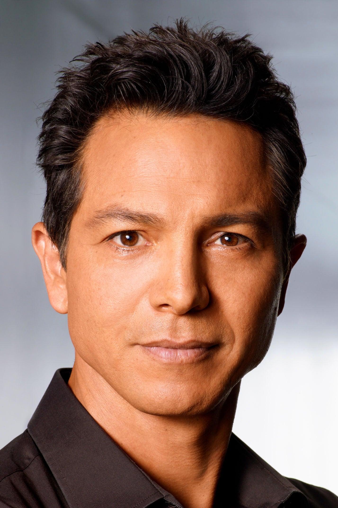 Benjamin Bratt poster