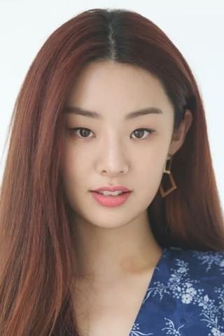 Stephanie Lee pic