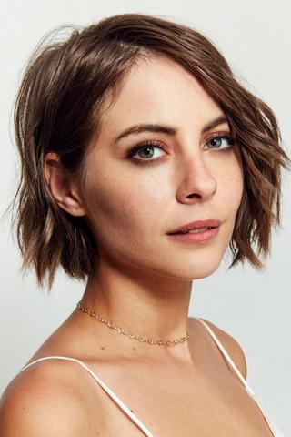 Willa Holland pic