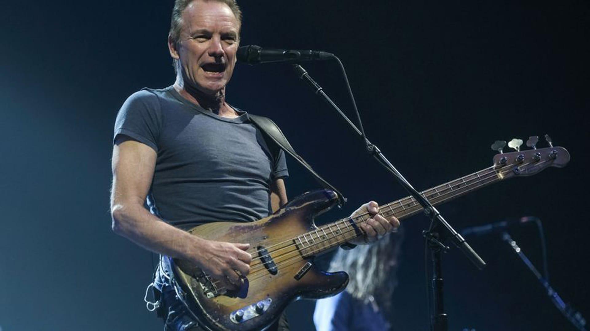 Sting: Live at the Olympia Paris backdrop