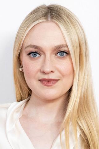 Dakota Fanning pic