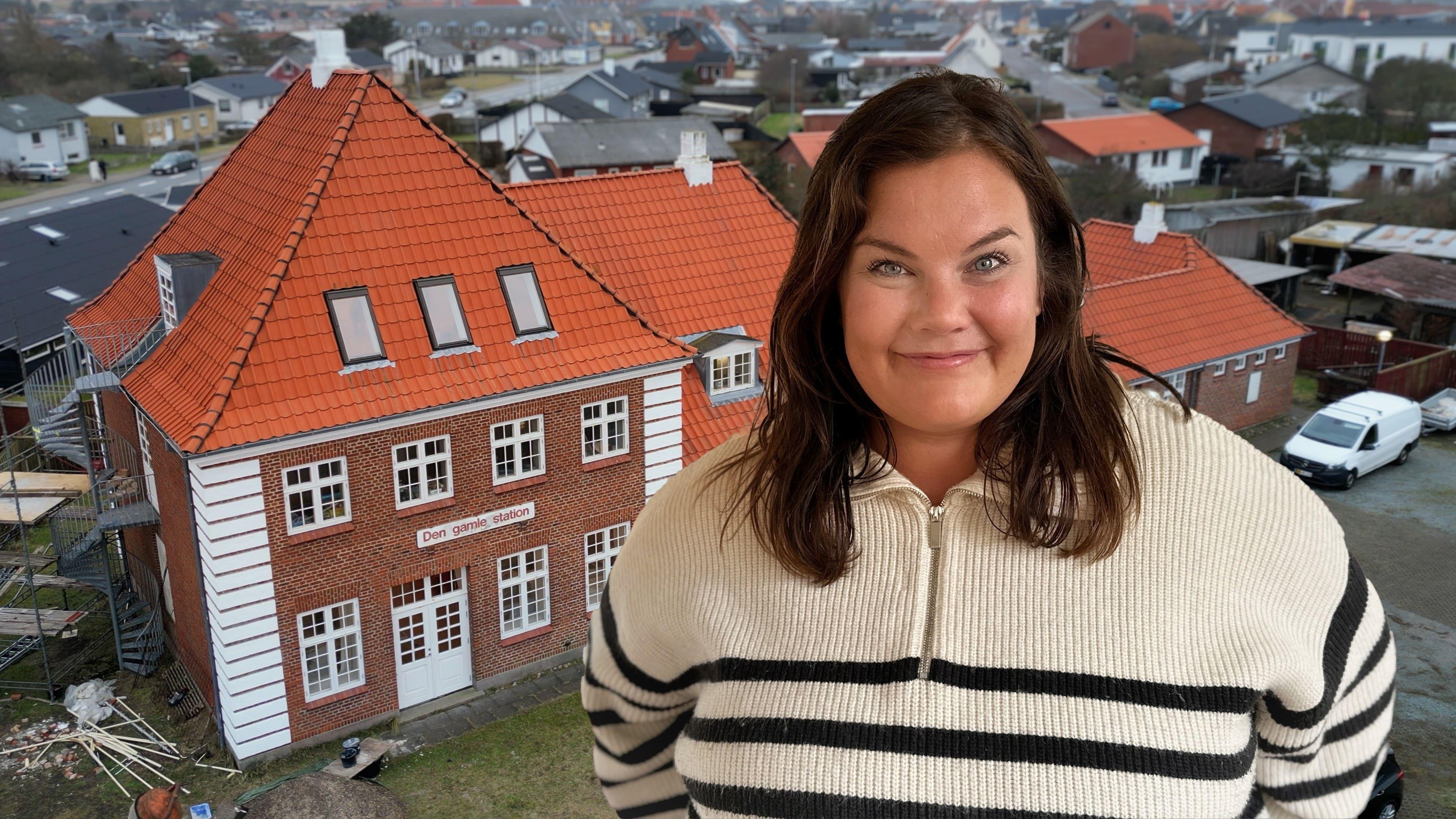 Anne og den gamle station backdrop